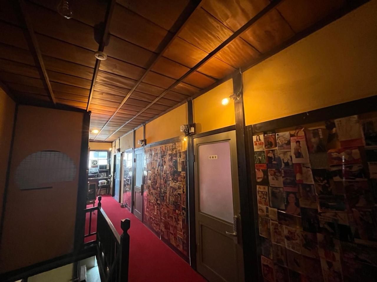 遊廓荘 Hotel Onomichi Buitenkant foto